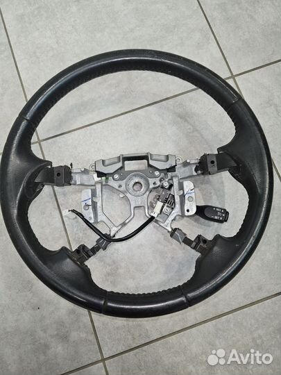 Кожаный руль Камри 40