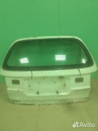 Крышка багажника задняя Toyota Caldina