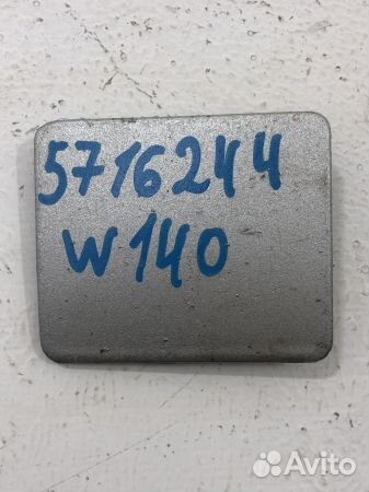 Заглушка поддомкратника