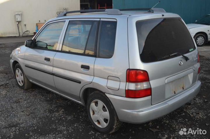 Разбор mazda demio 1998