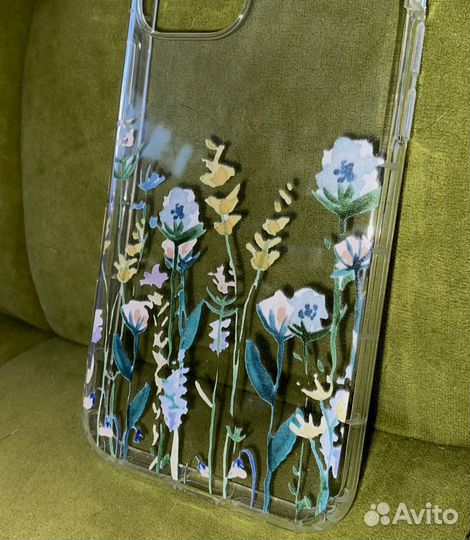 Прозрачный чехол на iPhone 11 pro