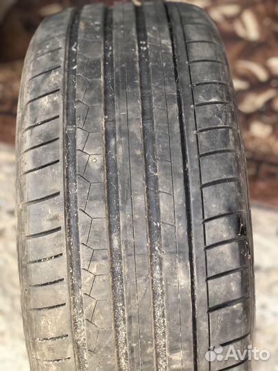 Dunlop SP Sport Maxx GT 245/40 R20