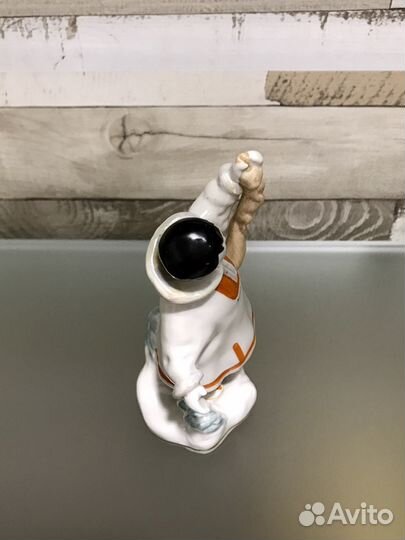 Якут с белкой Дулево