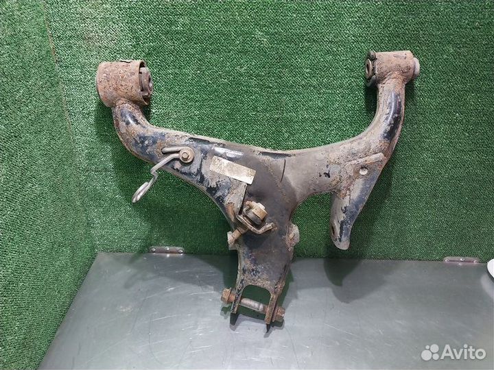 Рычаг подвески нижний задний левый Land Rover