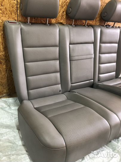 Задний ряд сидений Туарег 1