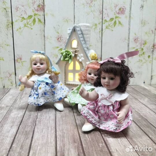 Куклы фарфоровые