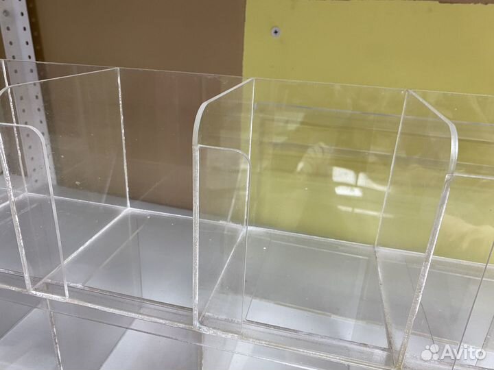 Пластиковые полки