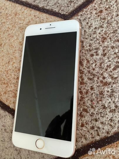 Телефон iPhone 8 plus