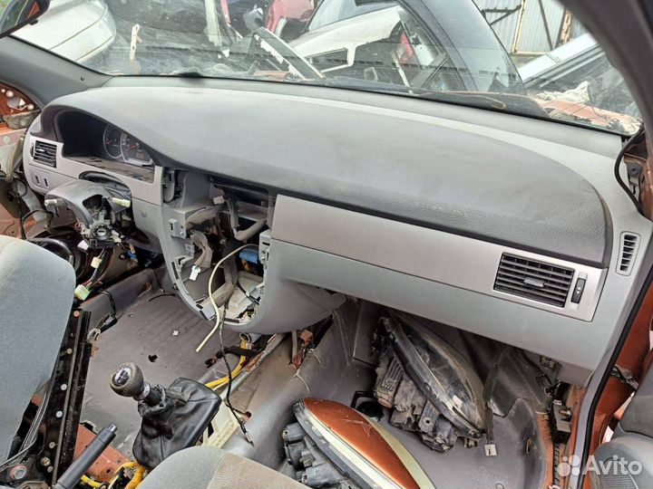 Торпеда Chevrolet Lacetti В хорошем состоянии