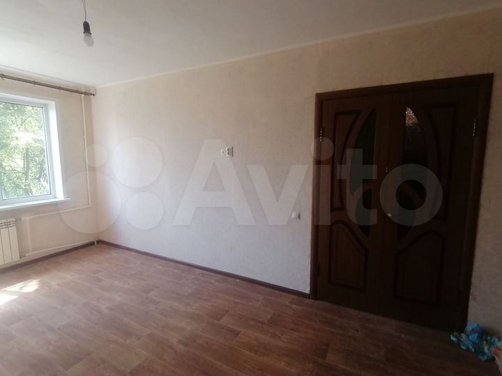 2-к. квартира, 50 м², 4/9 эт.