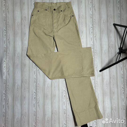 Штаны женские вельвет Levis на W26