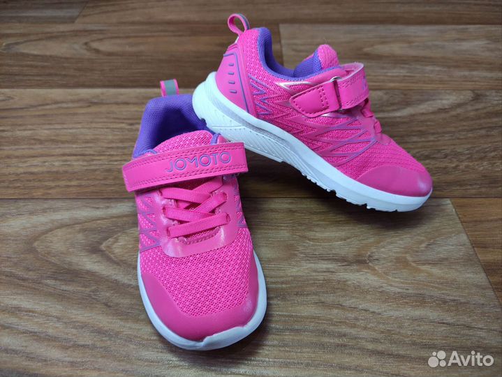 Кроссовки 27 р