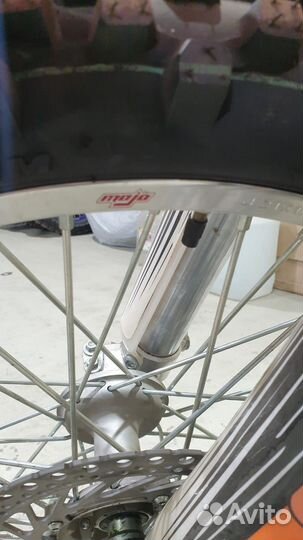 BSE J5R