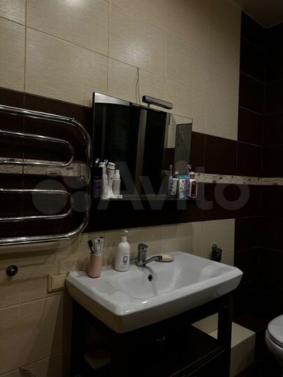 2-к. квартира, 76 м², 3/9 эт.