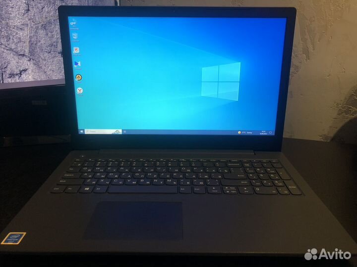 Lenovo v130 15ikb
