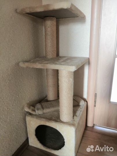 Домик для кошки с когтеточкой