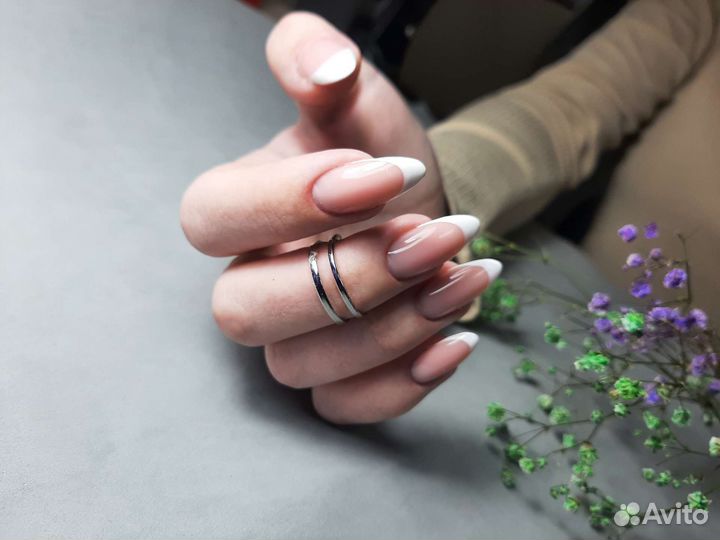 Наращивание ногтей