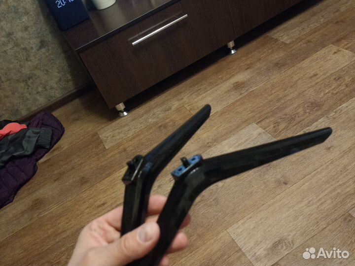 Ножки для телевизора Haier 65