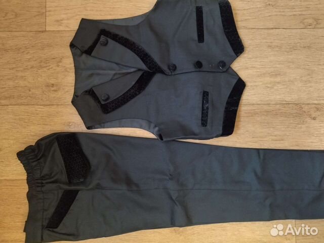 Костюм двойка нарядный на 3-4 года