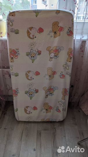 Детская кроватка для новорожденного