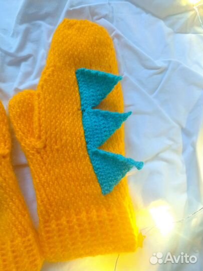 Варежки-дракошки