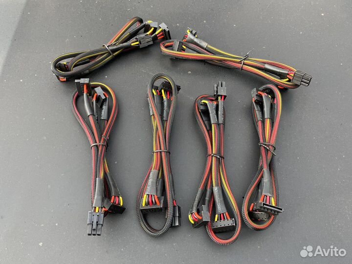 Новые модульные провода SATA Chieftec