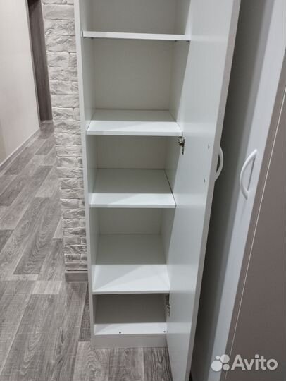 Угловой шкаф