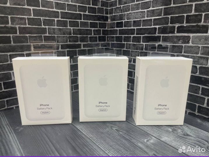 Повербанк Apple для iPhone