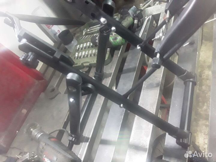 Стенд для сборки колес велосипедных