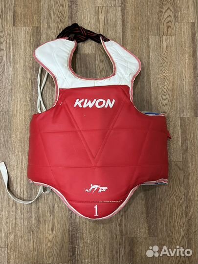 Жилет для тхэквондо