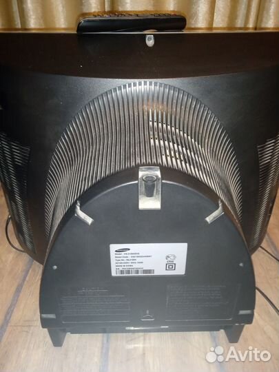 Телевизор samsung