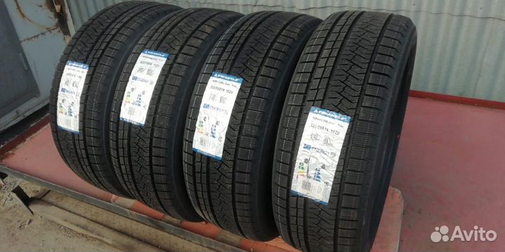 Triangle PL02 225/55 R18 103