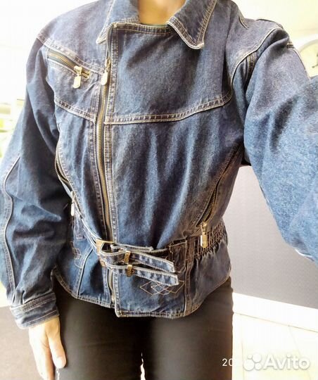 Джинсовая куртка versace