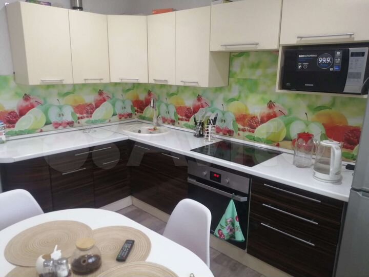 2-к. квартира, 56 м², 2/4 эт.