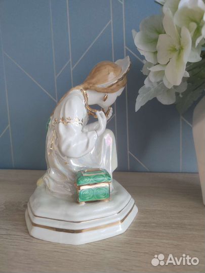 Статуэтка Малахитовая шкатулка