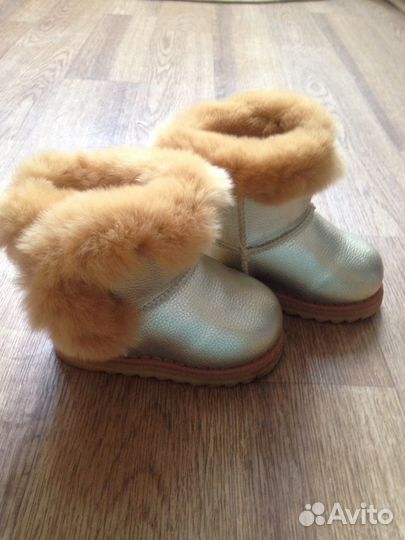 Сапожки для девочки