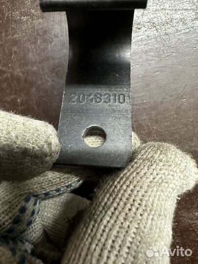 Кронштейн Scania 2048310