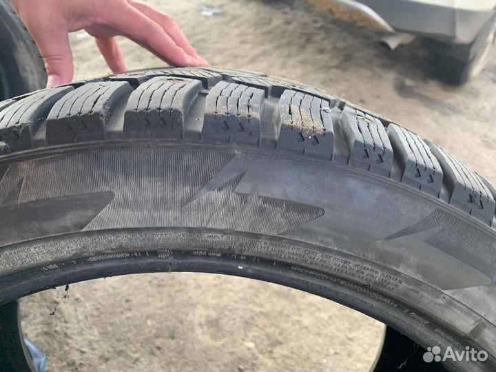 Pirelli Ice Zero 315/35 R20