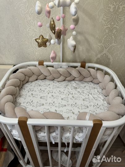 Бортик косичка в кроватку для новорожденного