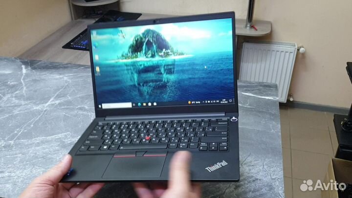 Lenovo Thinkpad (11 поколение, IPS экран, SSD )