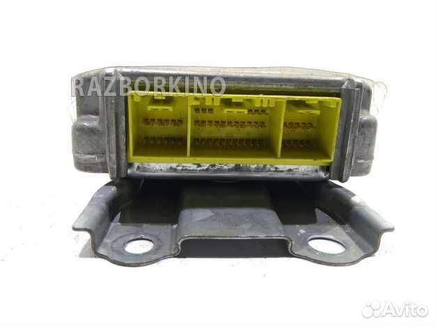 Блок SRS Тойота Avensis 1 T220