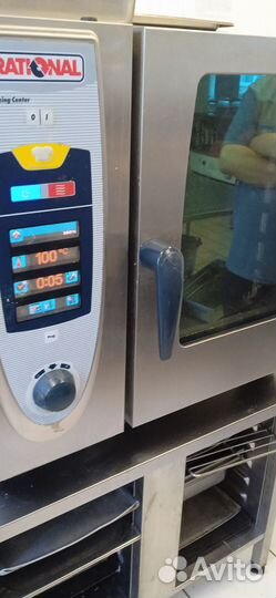 Печь пароконвектомат