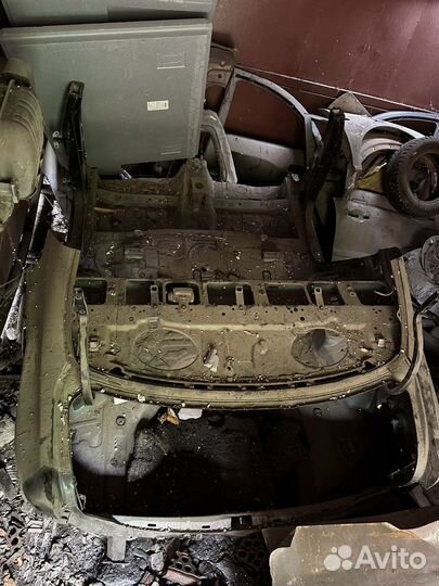 Задняя часть кузова Toyota Corolla 150