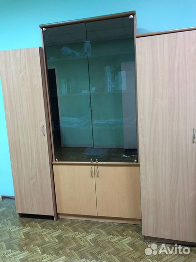 Мебель шкафы и стол