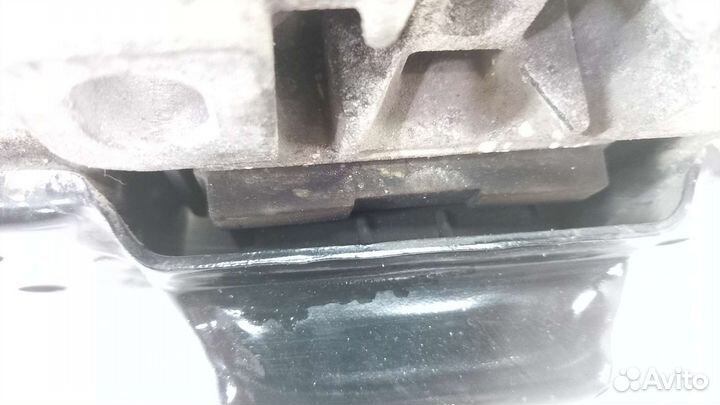 Опора МКПП левая Skoda Octavia A5