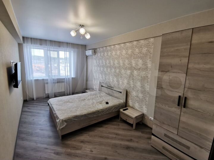 1-к. квартира, 42 м², 2/5 эт.