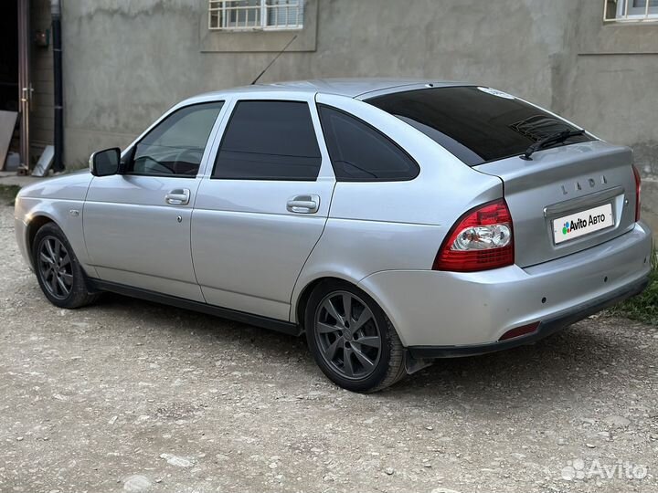 LADA Priora 1.6 МТ, 2010, 200 000 км