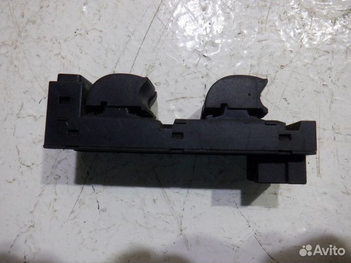 Блок управления стеклоподъемниками