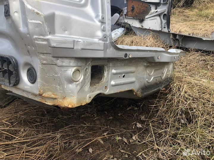 Панель задняя Volkswagen Passat b5 b5