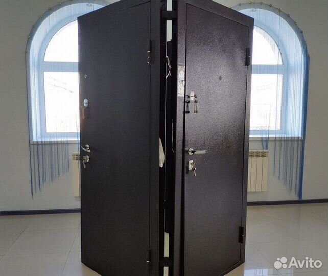 Дверь входная металлическая новая